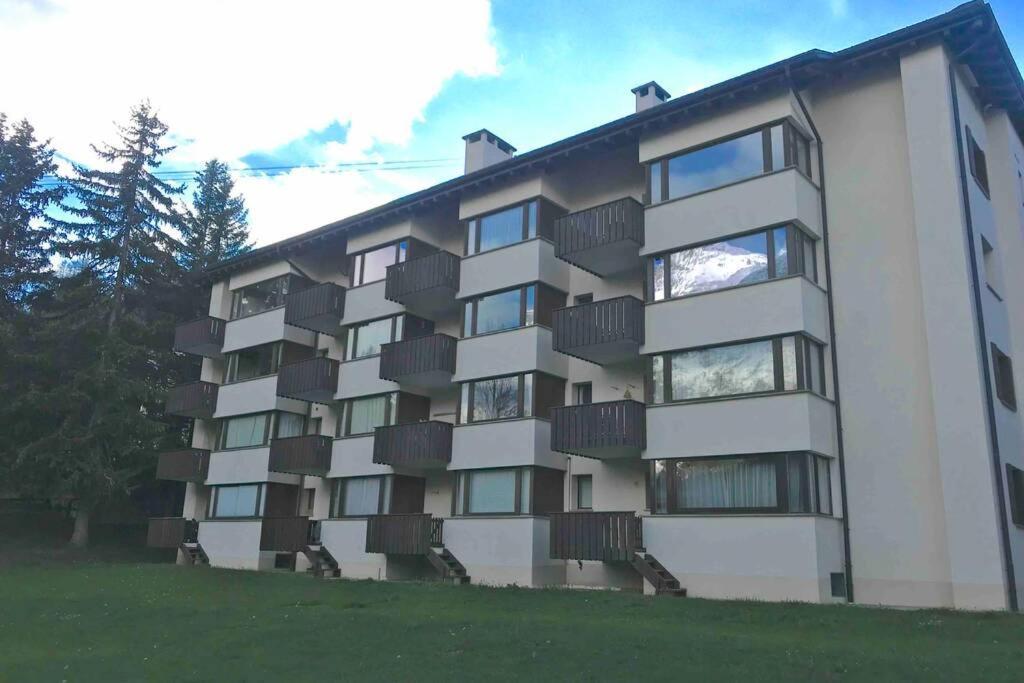 Bilocale Nuovo St. Moritz Chesa Arlas エクステリア 写真